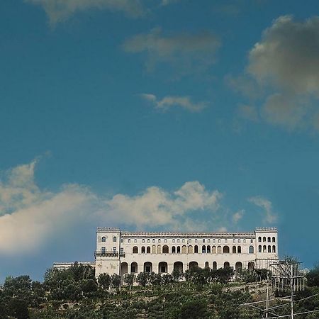 Don Angelo Petito Bed & Breakfast Napoli Bagian luar foto