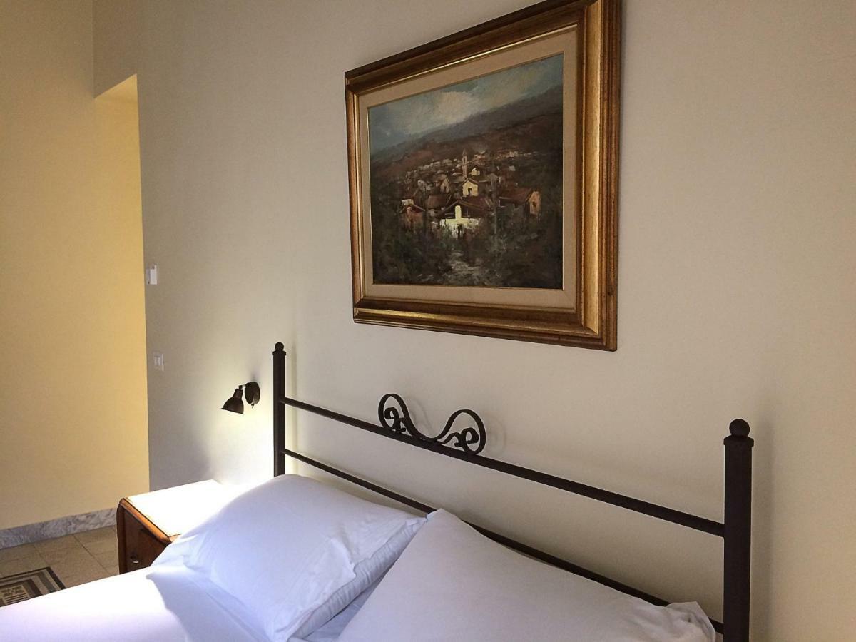 Don Angelo Petito Bed & Breakfast Napoli Bagian luar foto