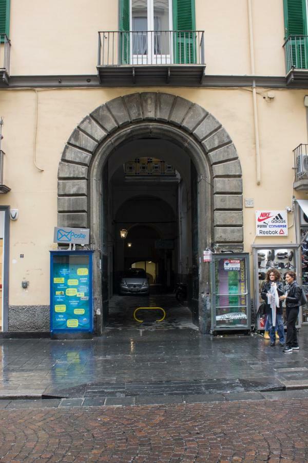 Don Angelo Petito Bed & Breakfast Napoli Bagian luar foto