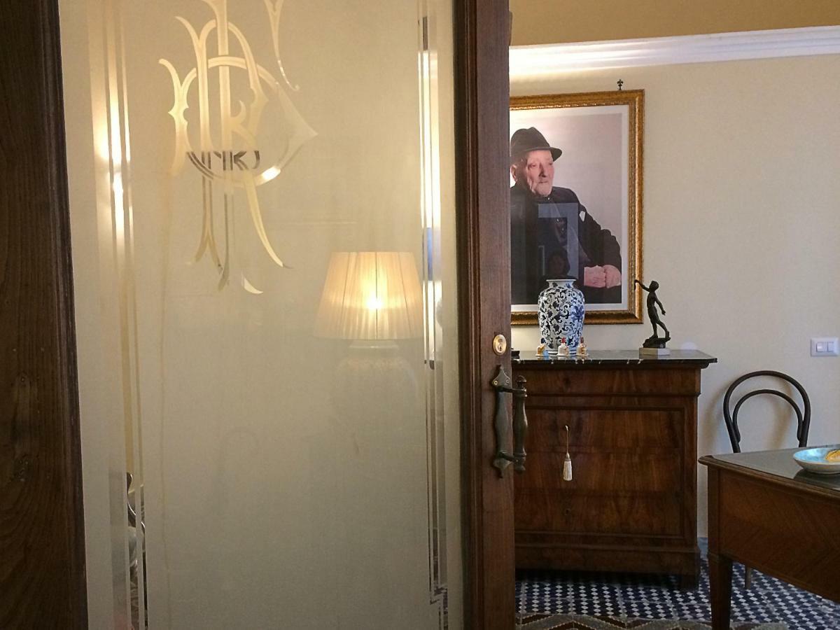 Don Angelo Petito Bed & Breakfast Napoli Bagian luar foto