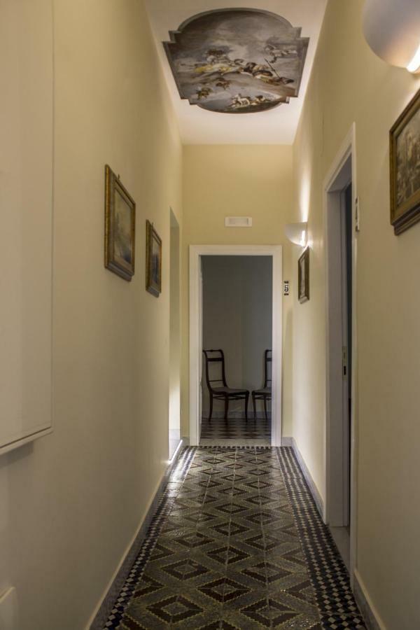Don Angelo Petito Bed & Breakfast Napoli Bagian luar foto